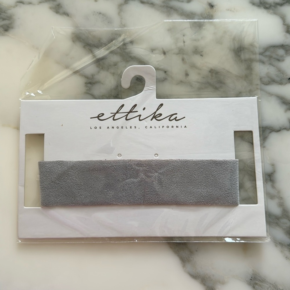 NWT Ettika 1.25” Wide Vegan suede choker